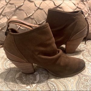 NAUGHTY MONKEY Booties